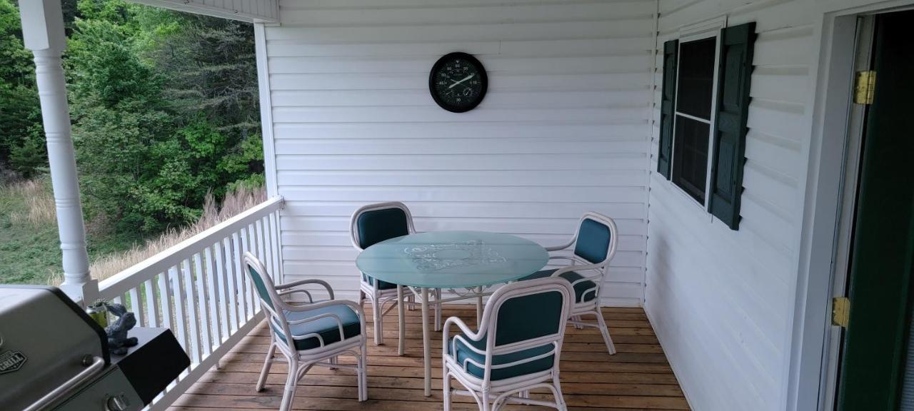 הוילה לנור Mountain Retreat House To Relax And Enjoy מראה חיצוני תמונה