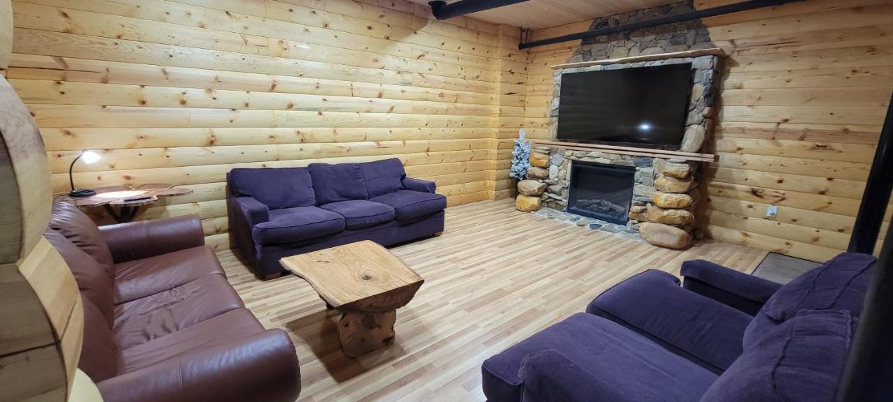 הוילה לנור Mountain Retreat House To Relax And Enjoy מראה חיצוני תמונה
